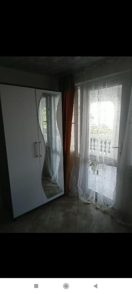 Geno Guest House Kvariati Phòng bức ảnh