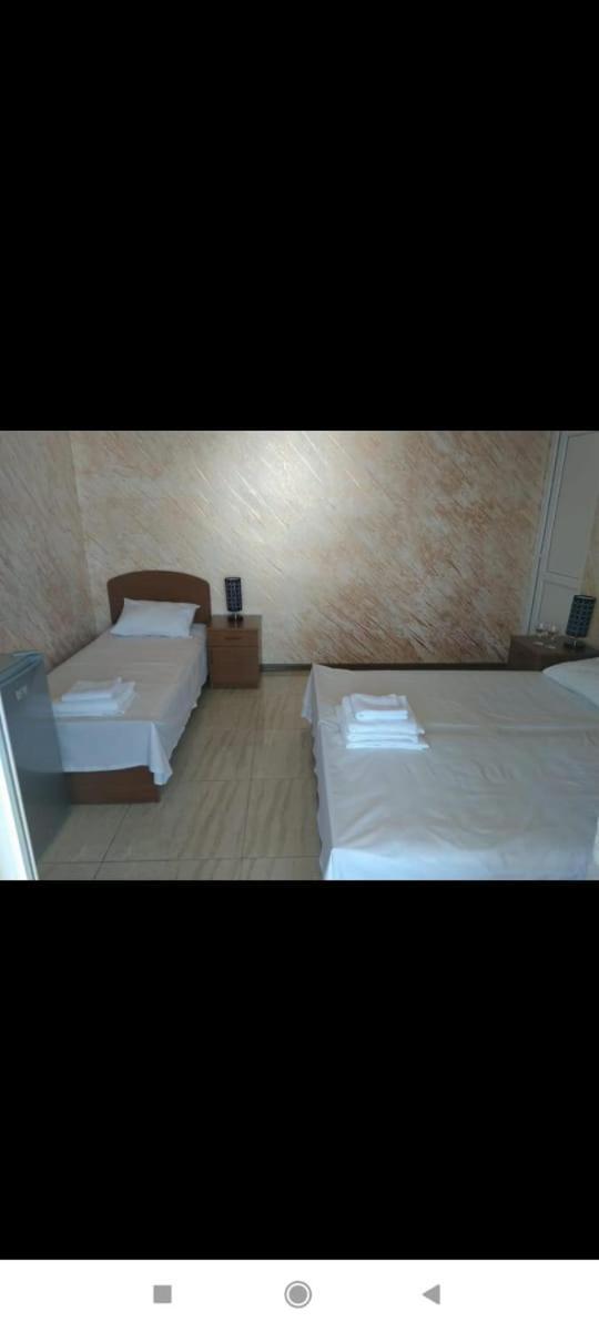 Geno Guest House Kvariati Phòng bức ảnh